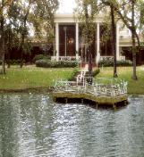 Country Club 